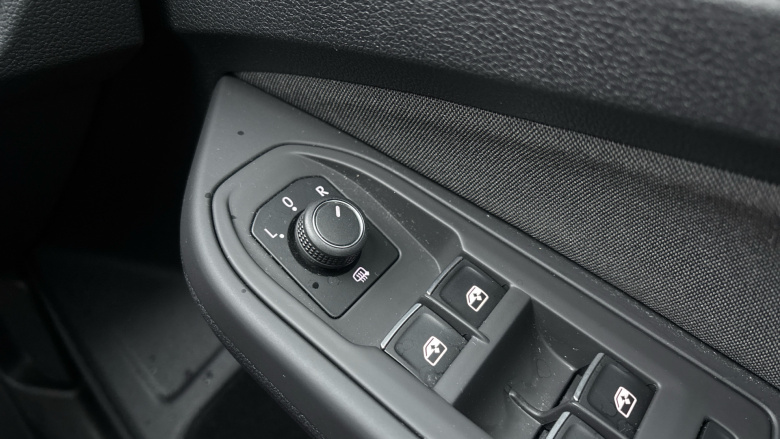 Volkswagen Golf 1.5 eTSI 150 Active 5dr DSG Petrol Hatchback